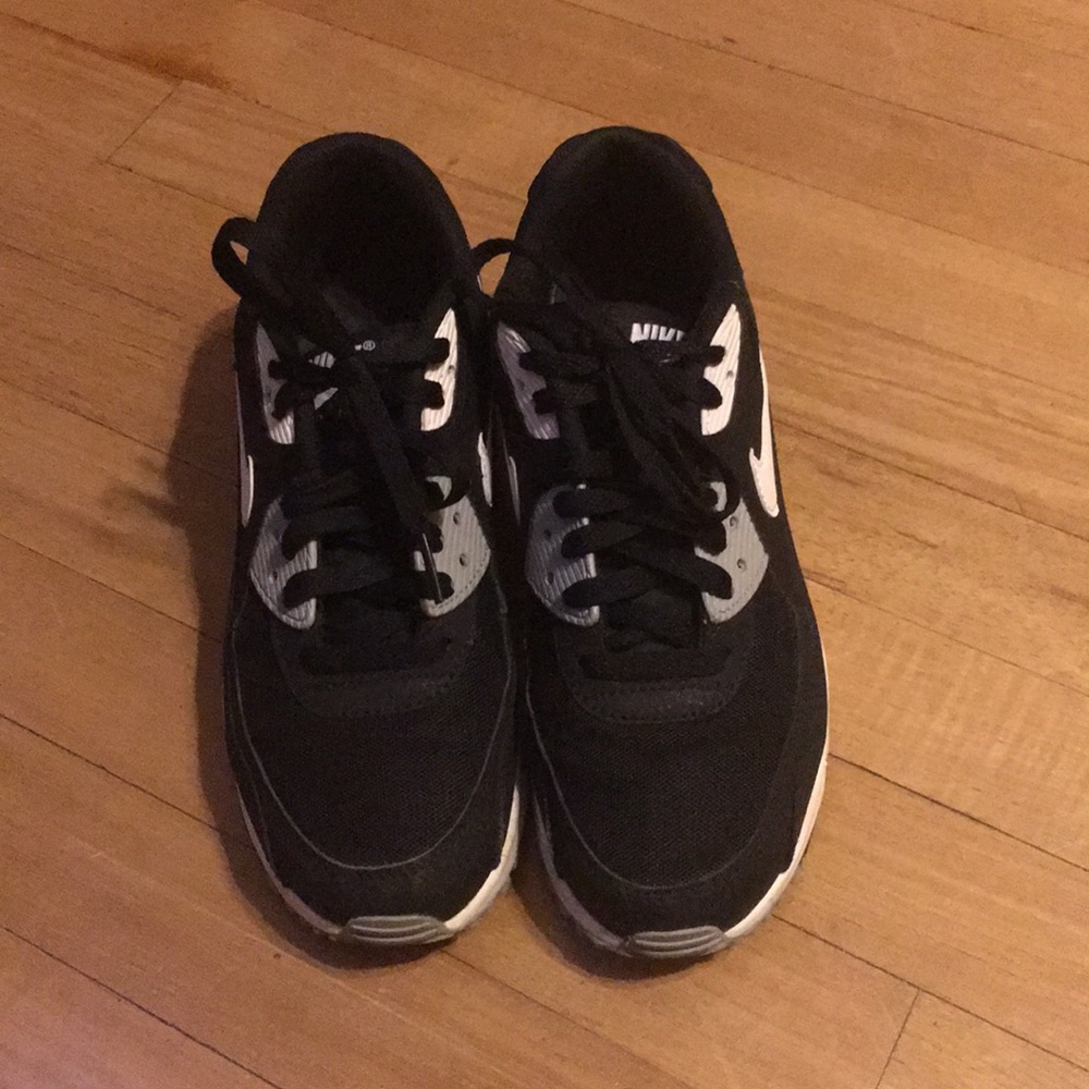 Nike air max - great condition 🌸